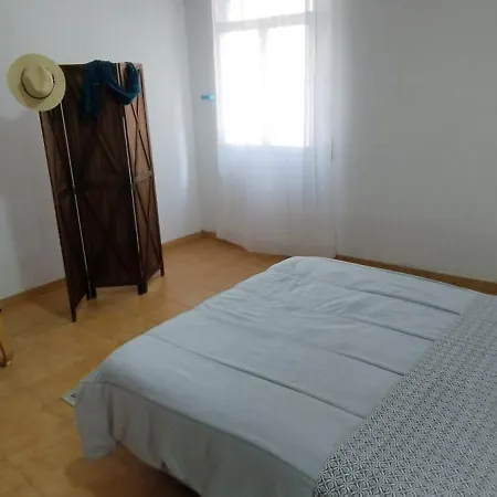 Puerto Pesquero De דירה